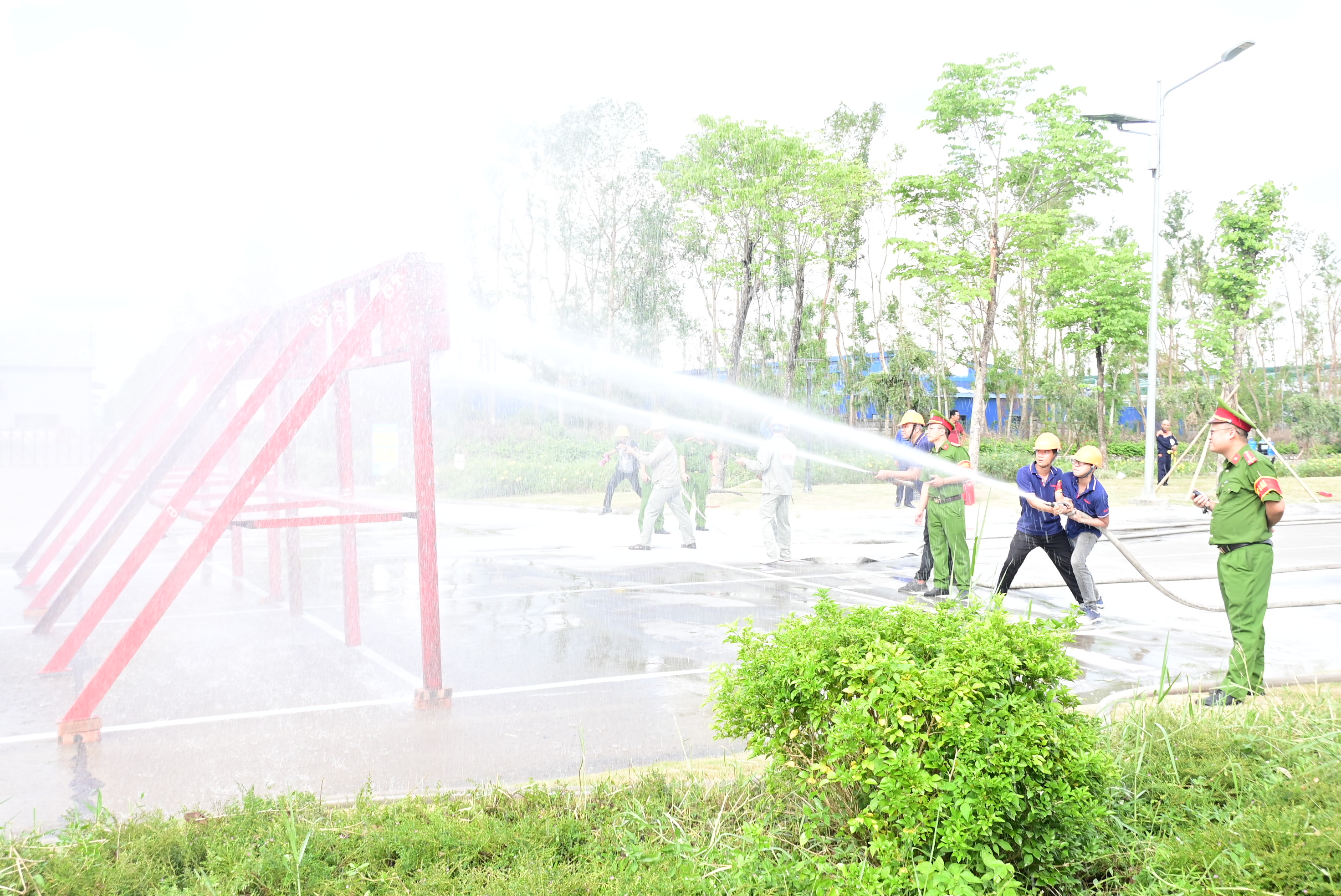 22 đội tuyển tham gia Hội thao kỹ thuật chữa cháy Cụm CQDN an toàn PCCC Nam Cầu Kiền năm 2024 